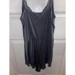 Victoria's Secret Sleeper, Pajama Romper, One Piece Shorts, Size Medium, Gray thumbnail 5