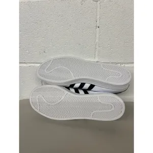 New Adidas WOMENS 11 Superstar White Black Leather Shell Toe Shoes FV3284 thumbnail 5