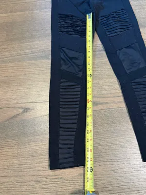Alo Yoga Moto Black Leggings Size Small thumbnail 5