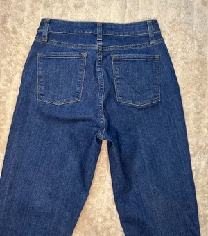 L.L. Bean Classic Fit medium-dark wash mid rise straight leg jeans 4 Med/Tall thumbnail 8