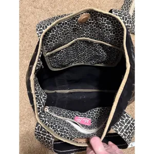 Fossil Black/Tan Key-Per Magnetic Closure Tote Bag Purse thumbnail 6