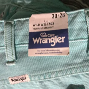 NWT Wrangler Wild West 603 High Rise Straight Jean Aquarius 30X28 thumbnail 8