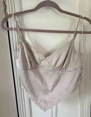 Bella mae boutique tank top thumbnail 1