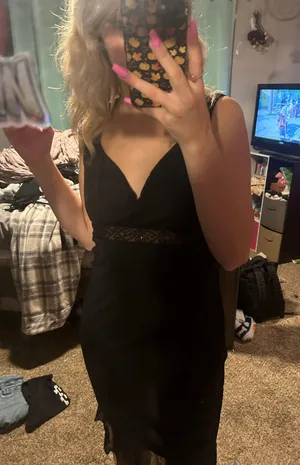 m collection dress Size M thumbnail 2
