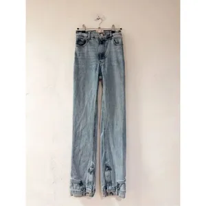 Revice Denim Farrah Super High Rise Jeans Button Hem in Blue Size 28 thumbnail 2
