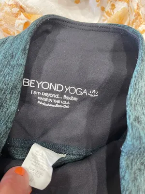 Beyond Yoga Dark Green Cropped Leggings with Lace-Up Hem thumbnail 5