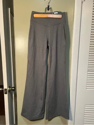 Tek Gear Women’s Size Small Ultrastretch Flare Leg Pants Charcoal Gray High Rise thumbnail 2