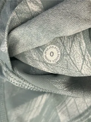 Lululemon Swift Speed High-Rise Tight 28 | Reverberate Chevron Silver Blue White thumbnail 5