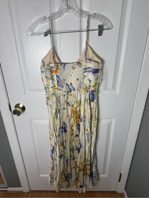 ASTR The Label Maeve Midi Dress in Multi Floral S thumbnail 4