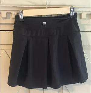 All in motion black tennis skirt thumbnail 2