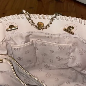 Tory Burch Beige Quilted Leather Marion Tote thumbnail 10