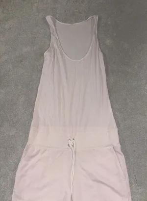 Monrow Women's V-Neck‎ Sleeveless Pockets Short Romper Pink Size XS thumbnail 1