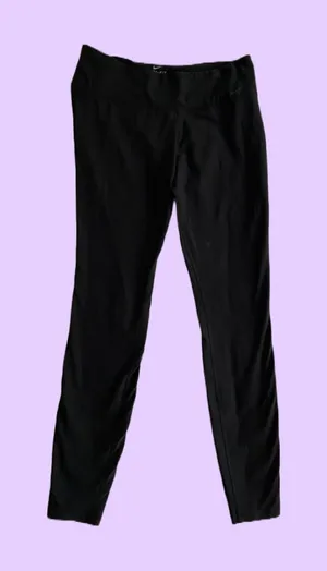 Nike Black Dri-Fit Workout Leggings 🔥 thumbnail 1