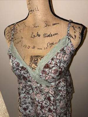 Floral Lace-Trim Camisole Tank Top in Sage Blue thumbnail 6