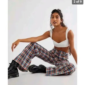 - Free People Women’s Cristina Low-Rise Flare Pants B-7 thumbnail 2