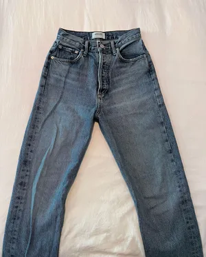 90’s Mid-Rise Jeans thumbnail 4