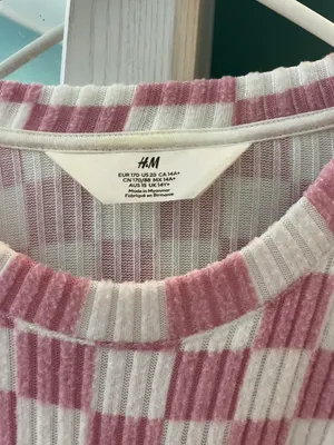Sweater thumbnail 2