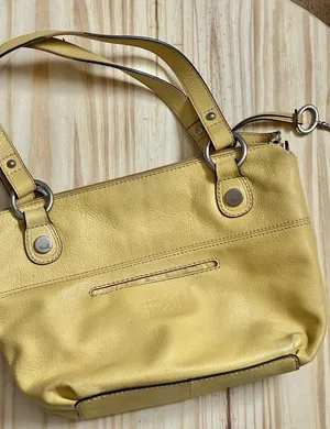 Fossil Yellow‎ Leather Shoulder Bag With Inner & Outer Zippers thumbnail 1