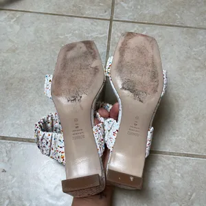 Schutz‎ White Paint Splatter Ruched Strap Block Heel Sandals Size 6B Artsy Chic thumbnail 5