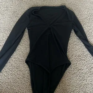 Black Longsleeve Bodysuit Size M thumbnail 1
