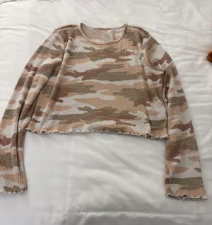 American Eagle Baby Doll Long Sleeve Top thumbnail 1