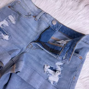 AEROPOSTALE HIGH RISE‎ MIDI Distressed Denim Shorts Light Wash Womens Size 6 thumbnail 6