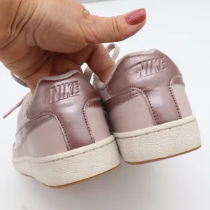 Nike Court Royale Womens 9 749867-600 Plum Chalk Red Bronze Sneaker Good thumbnail 9