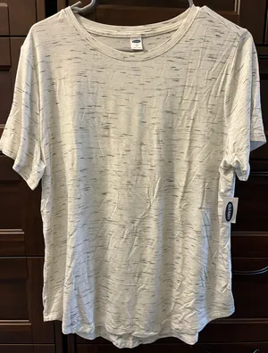 Old Navy T-shirt thumbnail 1