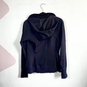 ATHLETA Triumph Hoodie Sweatshirt Jacket Full Zip Size M Black‎ Gym Workout thumbnail 2