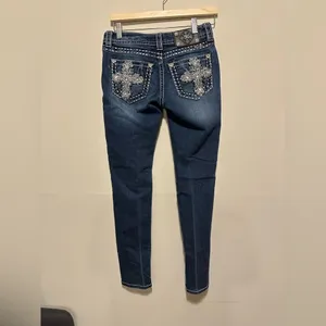 Miss Me Women's Skinny Jeans with Stitching Accent and Embellishment Size 26 thumbnail 2