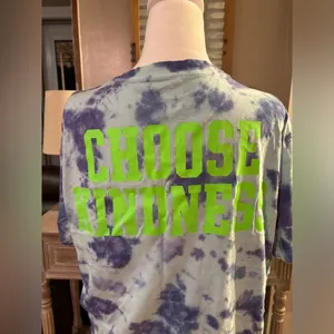 Victoria’s Secret PINK Tie Dye Tunic Graphic Tee thumbnail 4