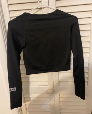 PINK VS Workout Top thumbnail 2
