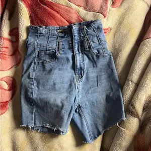 Jrs Denim Blvd 3 Los Angeles cut off high waist pinup shorts thumbnail 1