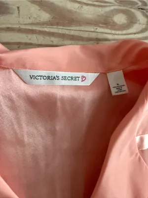 Victoria's Secret Satin Pajama Set size xl thumbnail 2