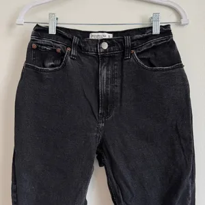 Abercrombie & Fitch The Ankle Straight Utra High Rise Jeans Size 2 Short / 26 thumbnail 4