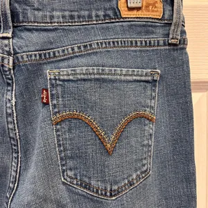 Levis 515 Bootcut Jeans Womens 10‎ Medium Wash Stretch Denim Workwear Western thumbnail 6