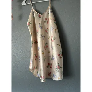 Romantic vintage Dentelle satin slip dress thumbnail 7