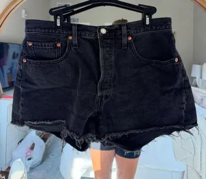 Levi’s Shorts 501 Jean High-Rise thumbnail 1