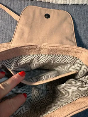 Steve Madden crossbody bag in pink blush with Silver Chain strap thumbnail 7