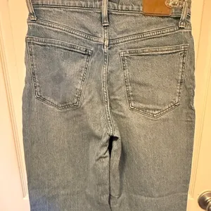 Madewell Perfect Vintage Wide Leg Jean thumbnail 5
