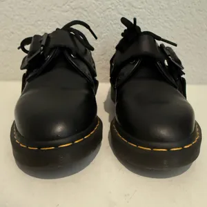 Dr. Martens Docs Henree Black Polished Smooth Leather Buckle Shoes Size 6 /EU 37 thumbnail 6