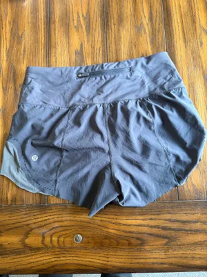 Lululemon Shorts thumbnail 3