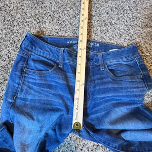 American‎ Eagle Super Stretch Jeggings Womens 8 Long Medium Wash Blue Slim Denim thumbnail 5