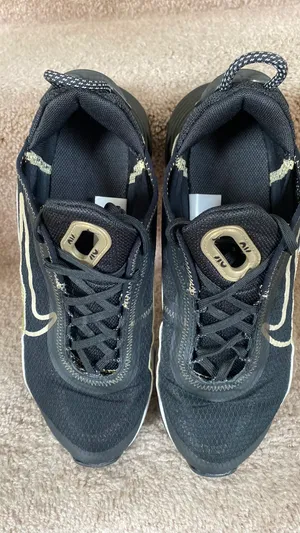 Nike Air  Max Shoes thumbnail 9