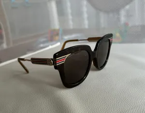 Gucci Sunglasses thumbnail 4