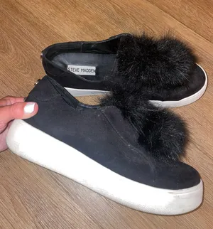 Slip On Fashion Sneaker With Pom Pom thumbnail 4