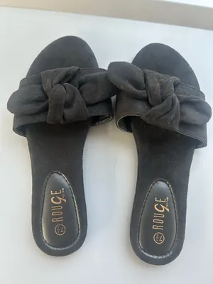 Black sandals Size 7.5 thumbnail 1