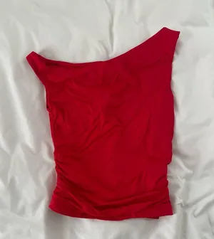 WhiteFox Boutique Red Off thumbnail 2