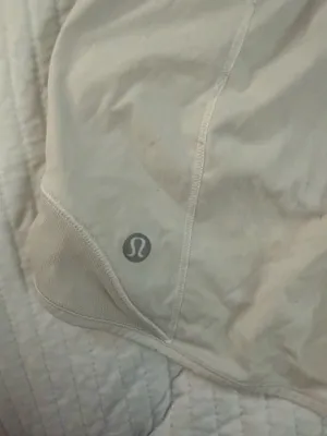 Lululemon Hotty Hot Shorts 2.5" thumbnail 3