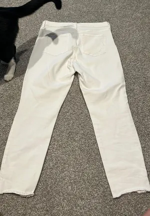 Gap White Jeans thumbnail 1